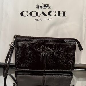 Coach Dark Brown Patent Leather Wallet Wristlet - New
